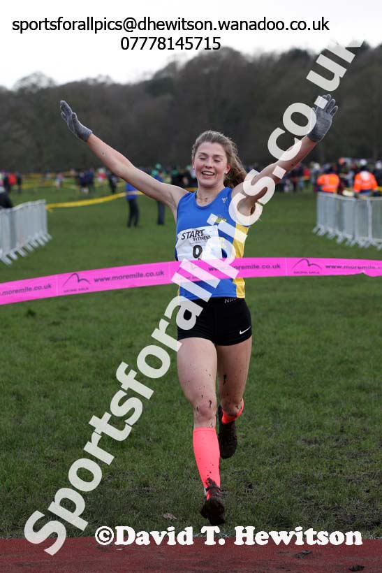 Womens under-17 Northern Cross Country Champs., Witton Park, Blackburn. Photo: David T. Hewitson/Sports for All Pics